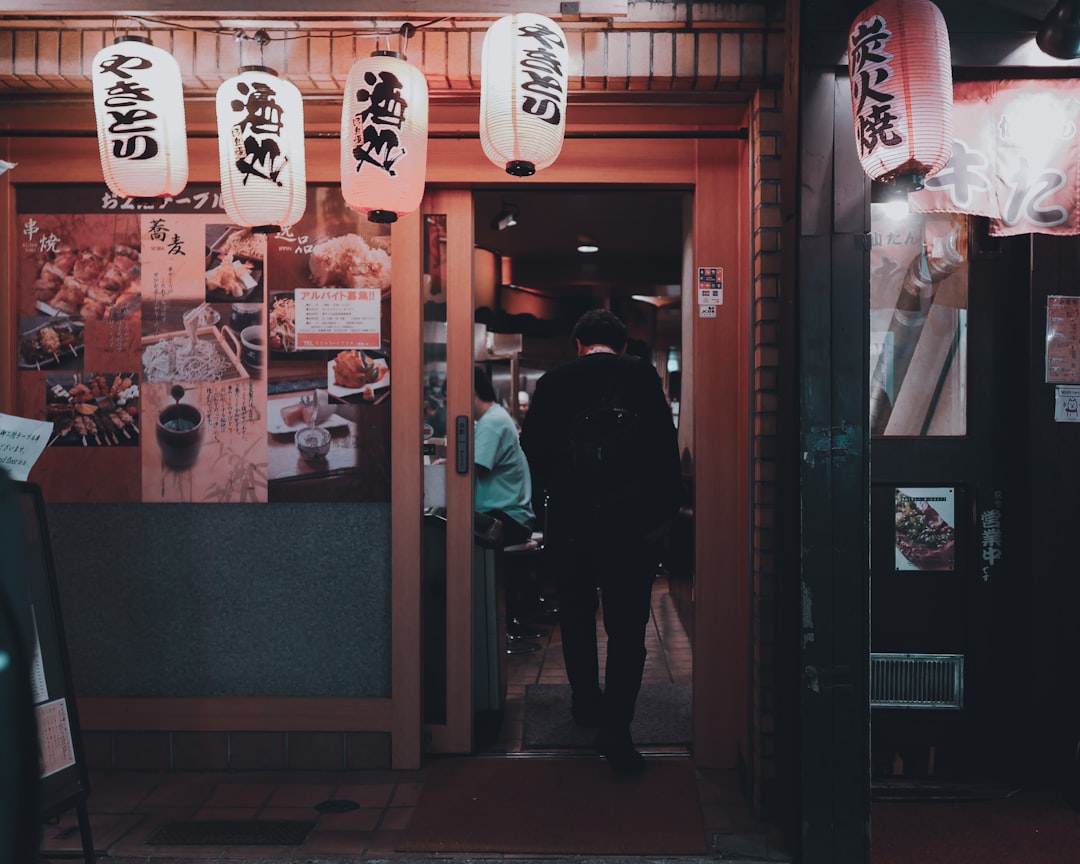 Los mejores sushi bars de Tokio: dónde comer como un verdadero tokiota sin arruinarte