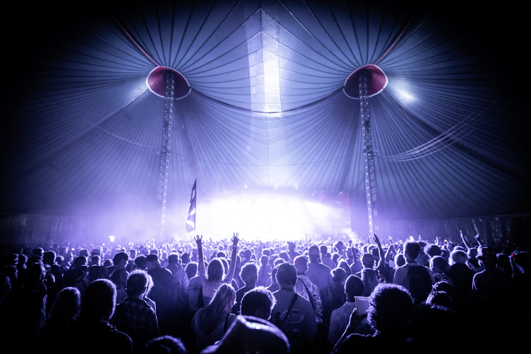 Ibiza de noche: así es la fiesta que todos los argentinos queremos vivir al menos una vez