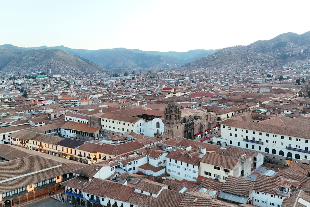 Cachi te espera: el pueblo de montaña donde el senderismo toca el cielo