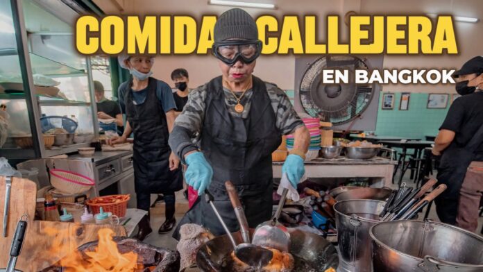 10-PUESTOS-DE-COMIDA-CALLEJERA-EN-BANGKOK-que-no-puedes-perderte