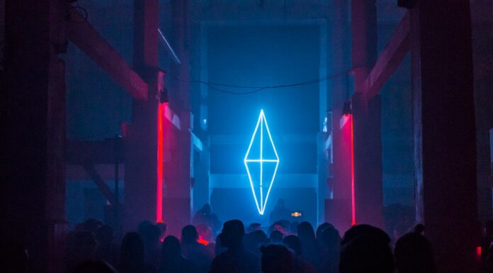 Moscú de noche: los clubes más exclusivos donde bailar hasta el amanecer en la capital rusa