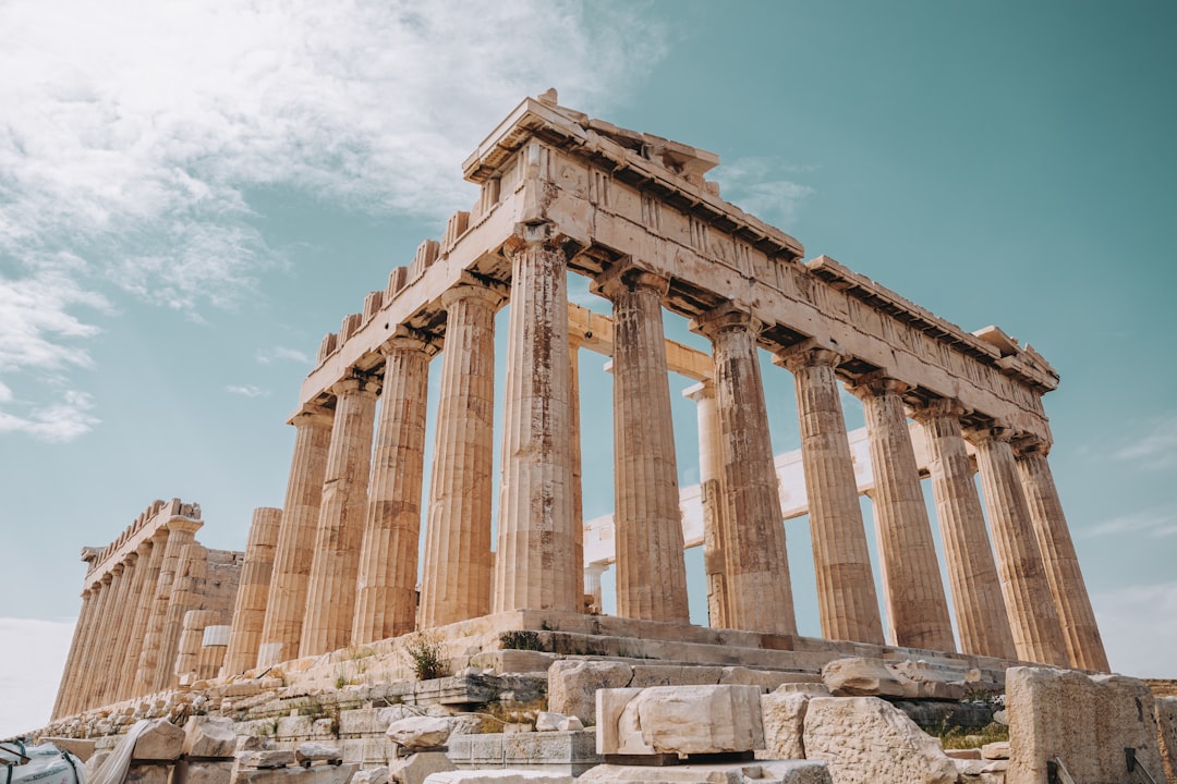 La Acrópolis de Atenas: la ciudadela que cambió la historia del mundo antiguo