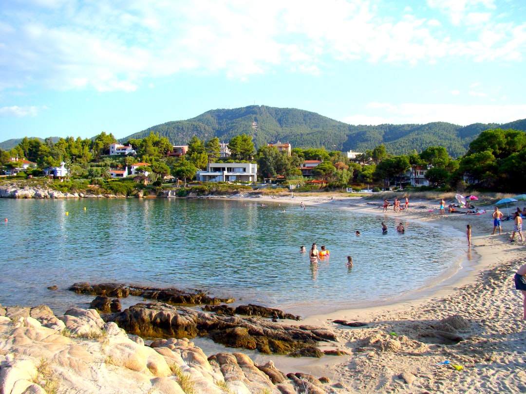 Paros, la isla griega que todos visitan pero nadie cuenta cómo es realmente