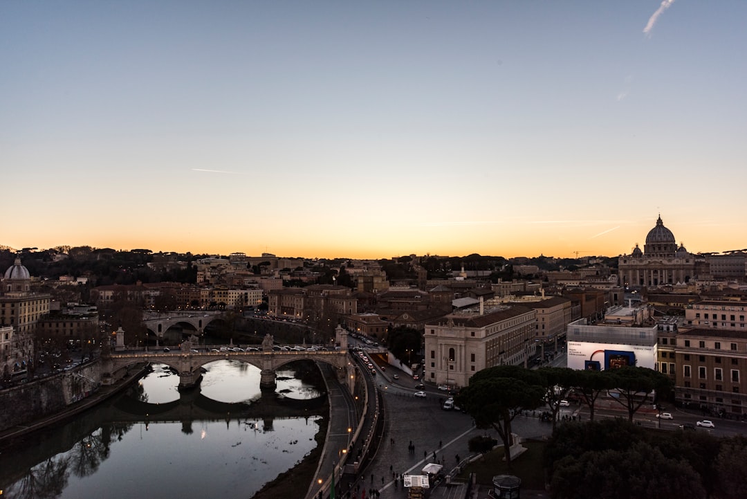 El Coliseo Romano: la joya arquitectónica que todo viajero argentino debe conocer antes de morir