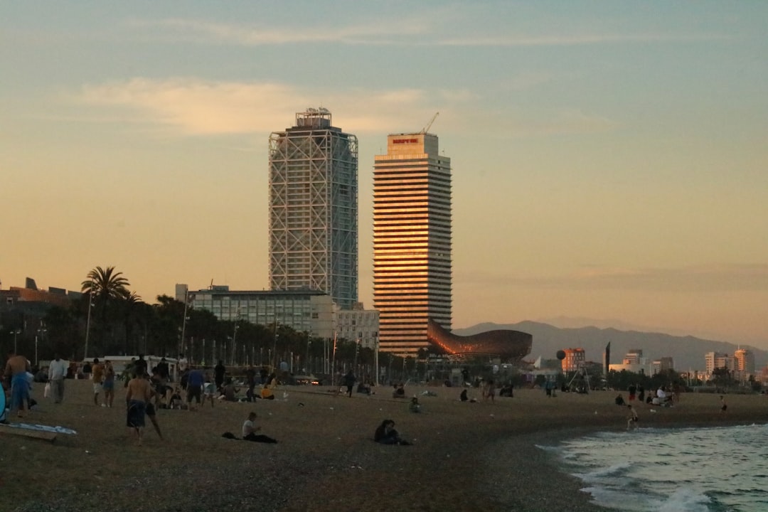 Barcelona te sorprenderá: la ciudad donde viajar con tu perro es casi mejor que sin él