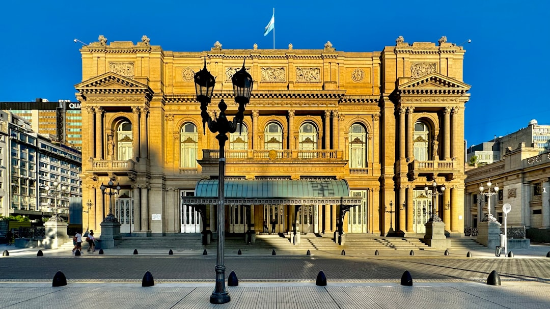 El Teatro Colón: la joya arquitectónica donde Buenos Aires respira arte y tradición
