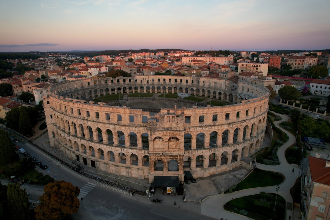 El Coliseo Romano: la joya arquitectónica que todo viajero argentino debe conocer antes de morir