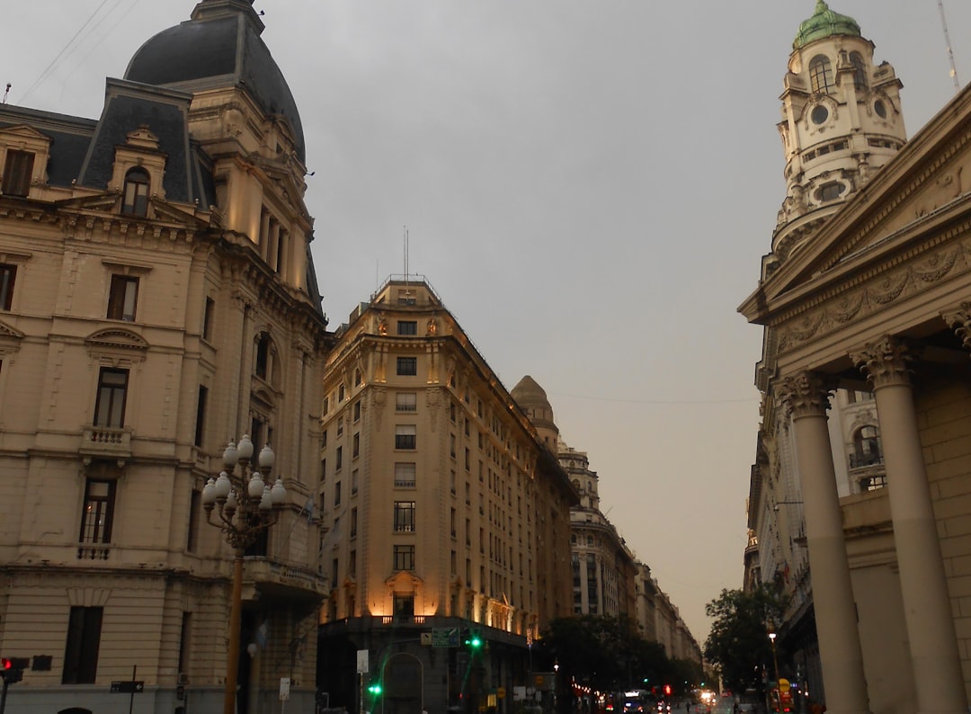 El miércoles más dulce de Buenos Aires: dónde comer facturas y medialunas al mejor precio