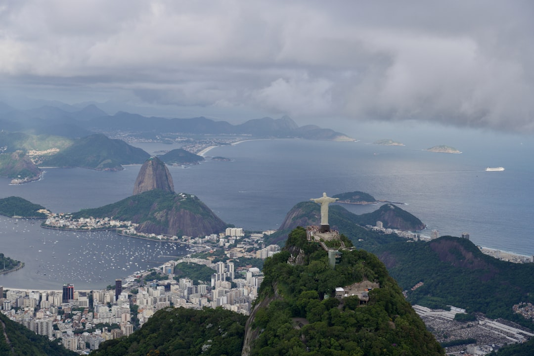 Rio de Janeiro de noche: dónde bailar samba hasta el amanecer como un carioca más
