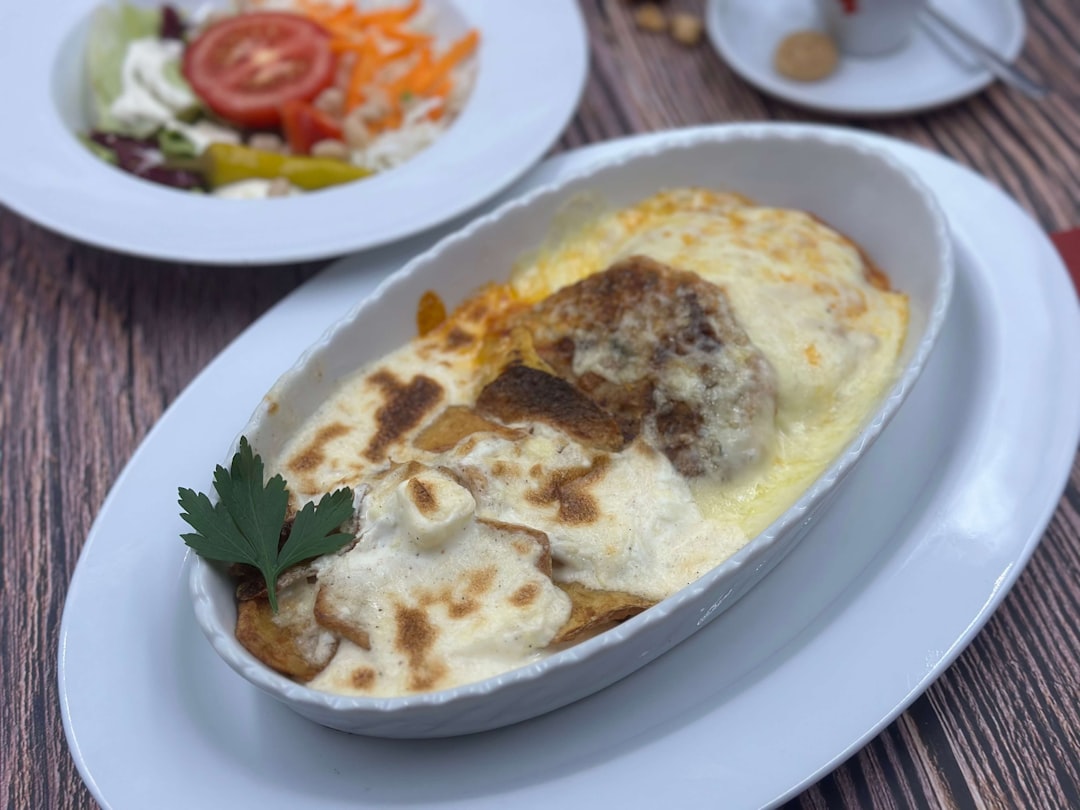 Por qué Mezze Athens es el restaurante que te faltaba para entender la cocina griega de verdad