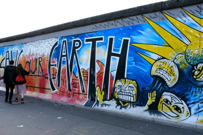 east-side-gallery-berlin