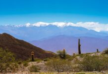 Cachi es el pueblo donde el tiempo se detiene: así es el senderismo en Salta que te va a enamorar