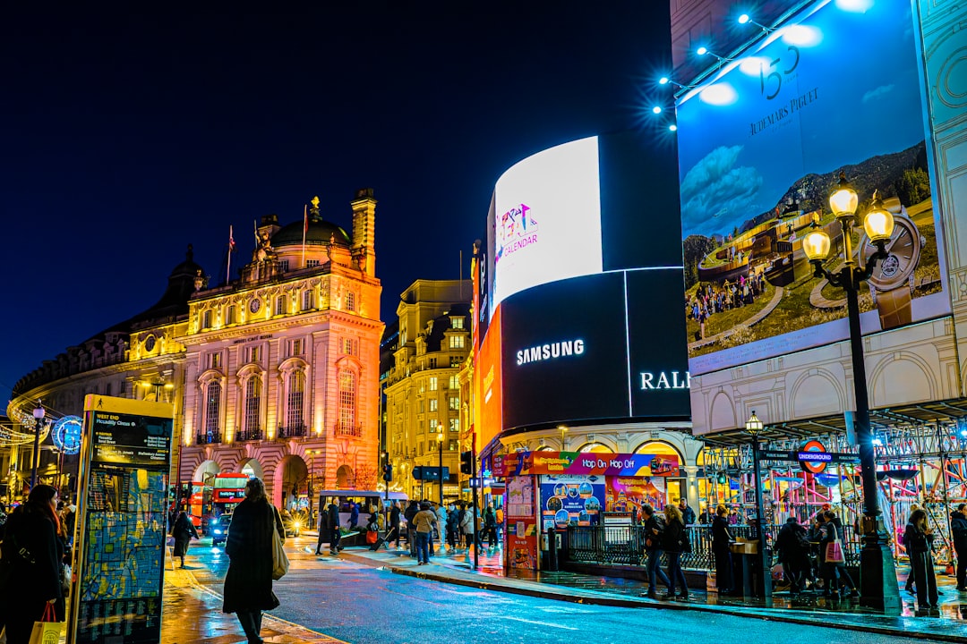 Londres te va a sorprender: los bares de cócteles que compiten con lo mejor del mundo