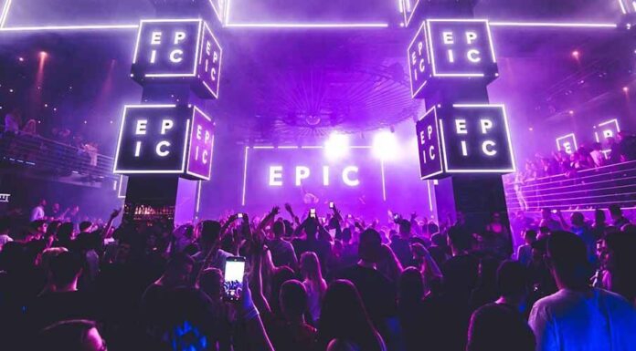 Praga de noche: por qué es la ciudad más barata y divertida para salir de fiesta en Europa