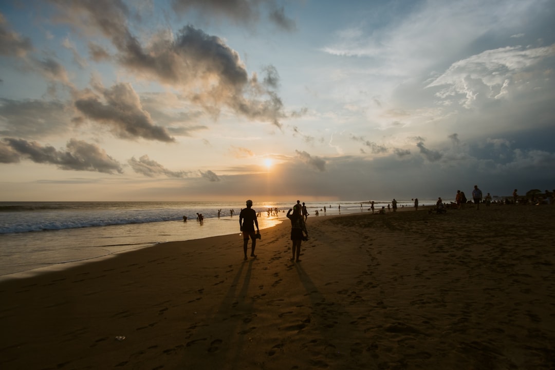 Bali es el paraíso del surf que necesitás conocer: playas, olas y la mejor vibra del Índico