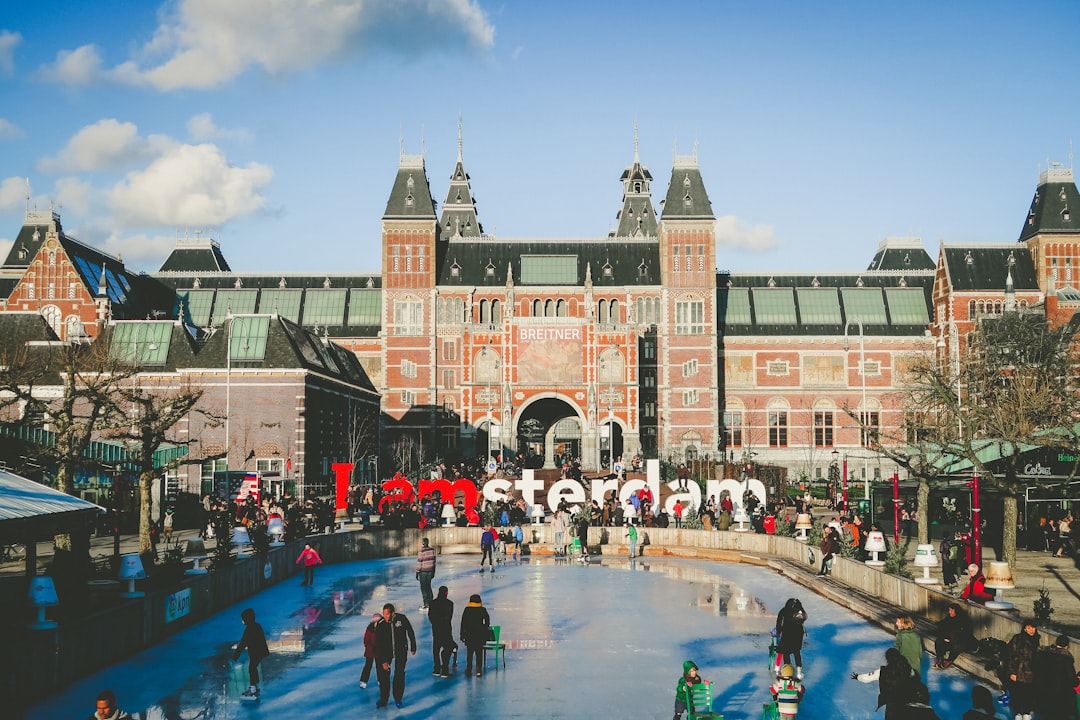 El Rijksmuseum de Ámsterdam: donde Rembrandt, Vermeer y Van Gogh te esperan en persona