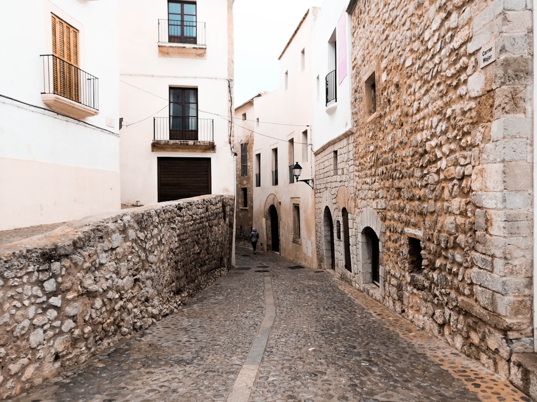 Ibiza de noche: por qué esta isla española es el epicentro mundial de la fiesta