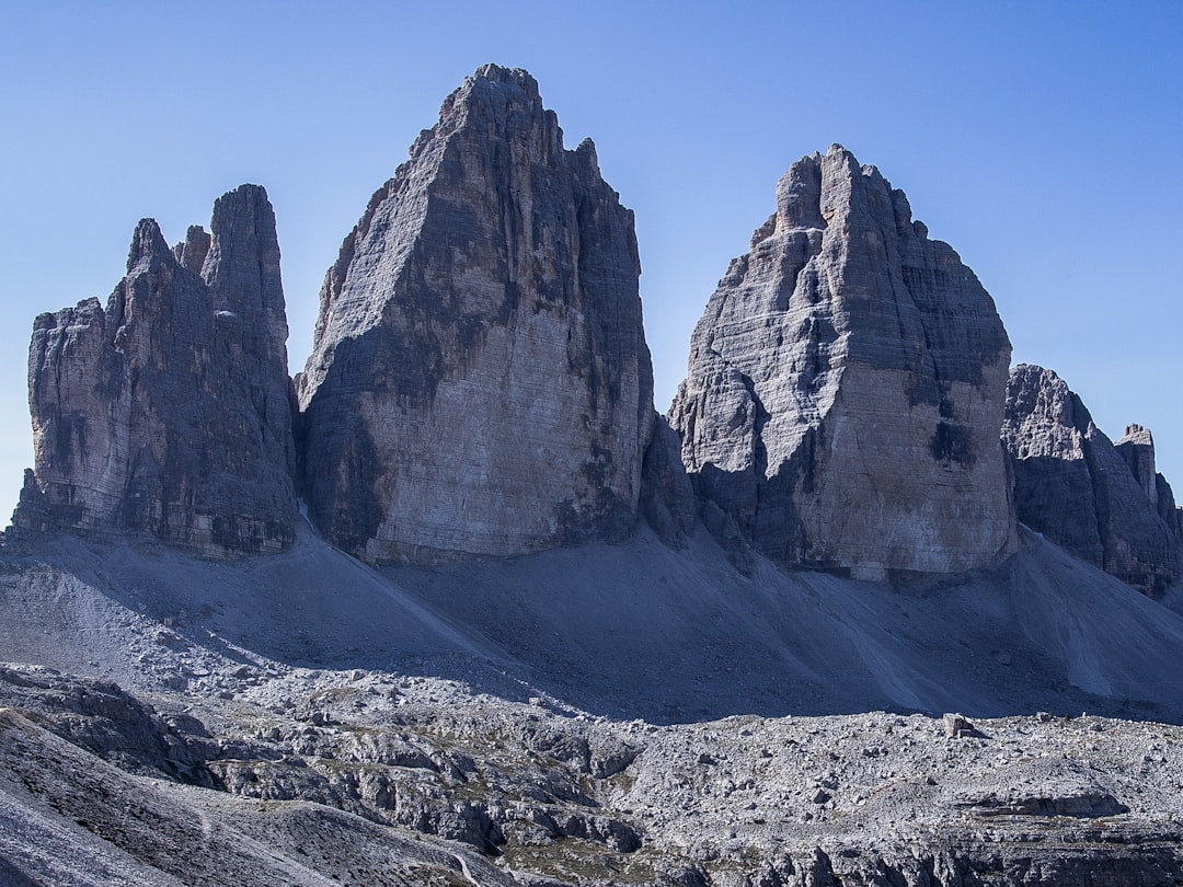 Tres Cime di Lavaredo: la escalada que te va a cambiar la forma de ver las montañas