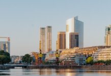 Puerto Madero de noche: los rooftops donde Buenos Aires brilla como nunca