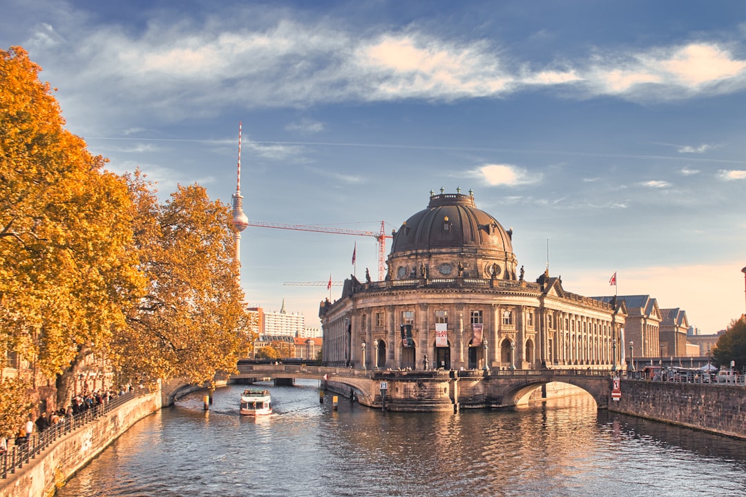 Berlín te espera en sus museos: la capital europea donde el arte y la historia cobran vida