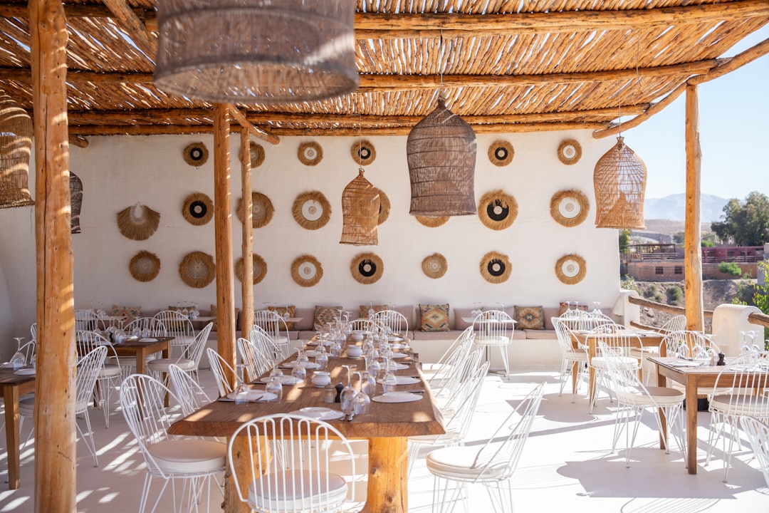 Ibiza de noche: la isla donde la fiesta no tiene horario y vos sos el protagonista