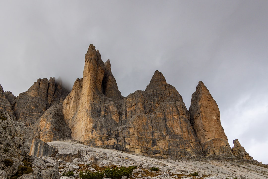 Tres Cime di Lavaredo: la escalada que te va a cambiar la forma de ver las montañas