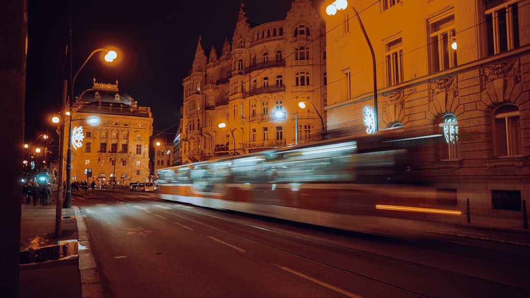 Praga de noche: por qué esta ciudad checa es el lugar más barato para festejar en Europa