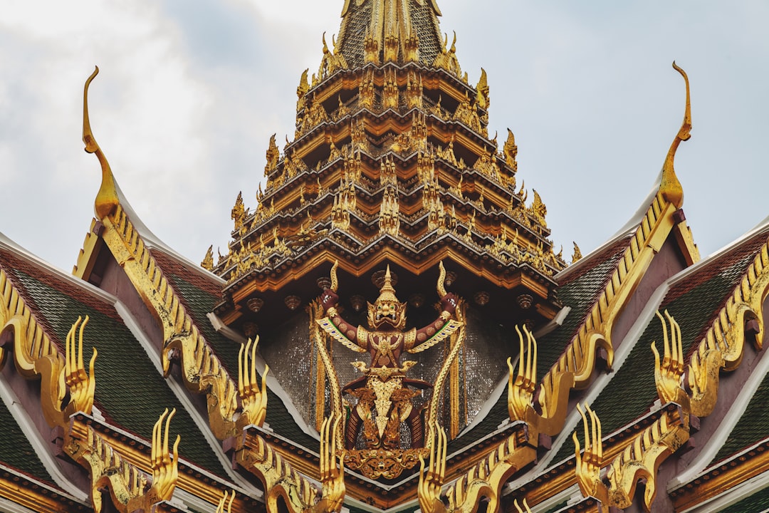 Los templos escondidos de Bangkok: donde la espiritualidad te golpea sin avisar