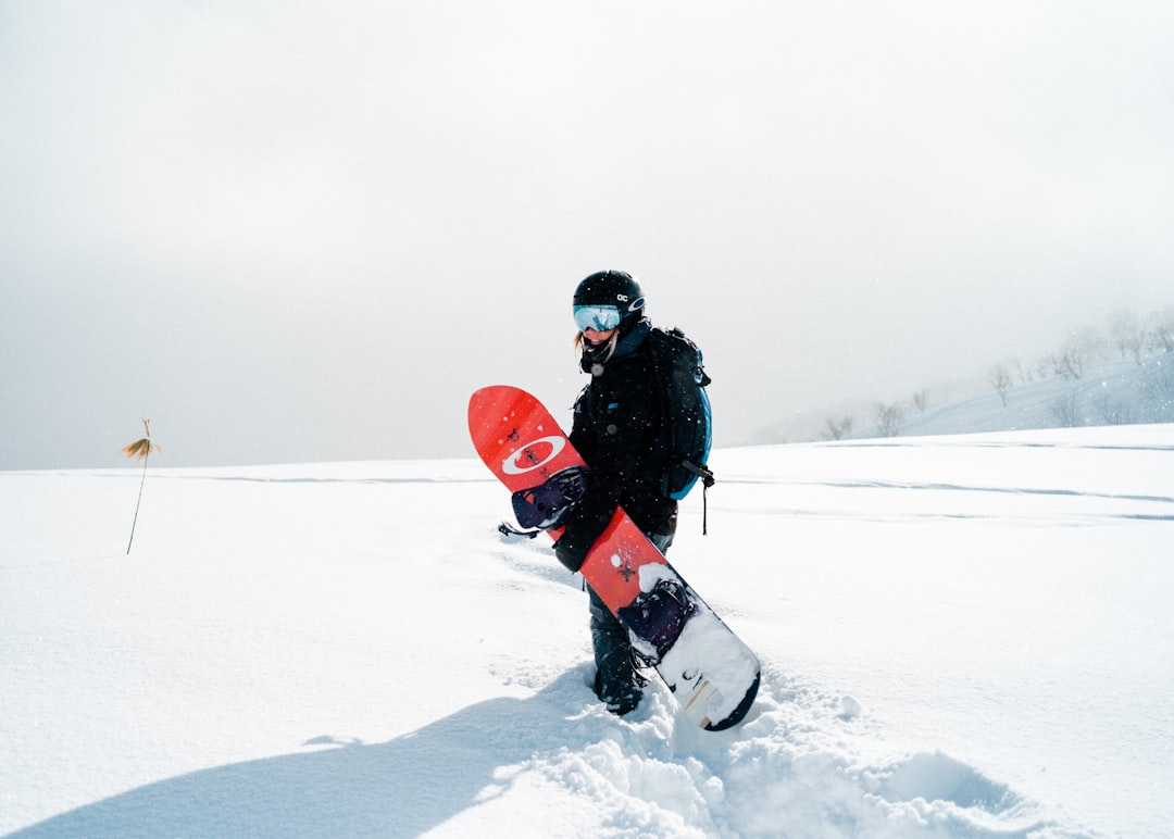 Niseko es el lugar donde el snowboard se convierte en una obsesión: la guía completa para tu viaje