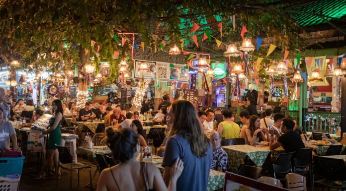 Los puestos de comida callejera en Bangkok que te van a hacer olvidar cualquier restaurante de lujo
