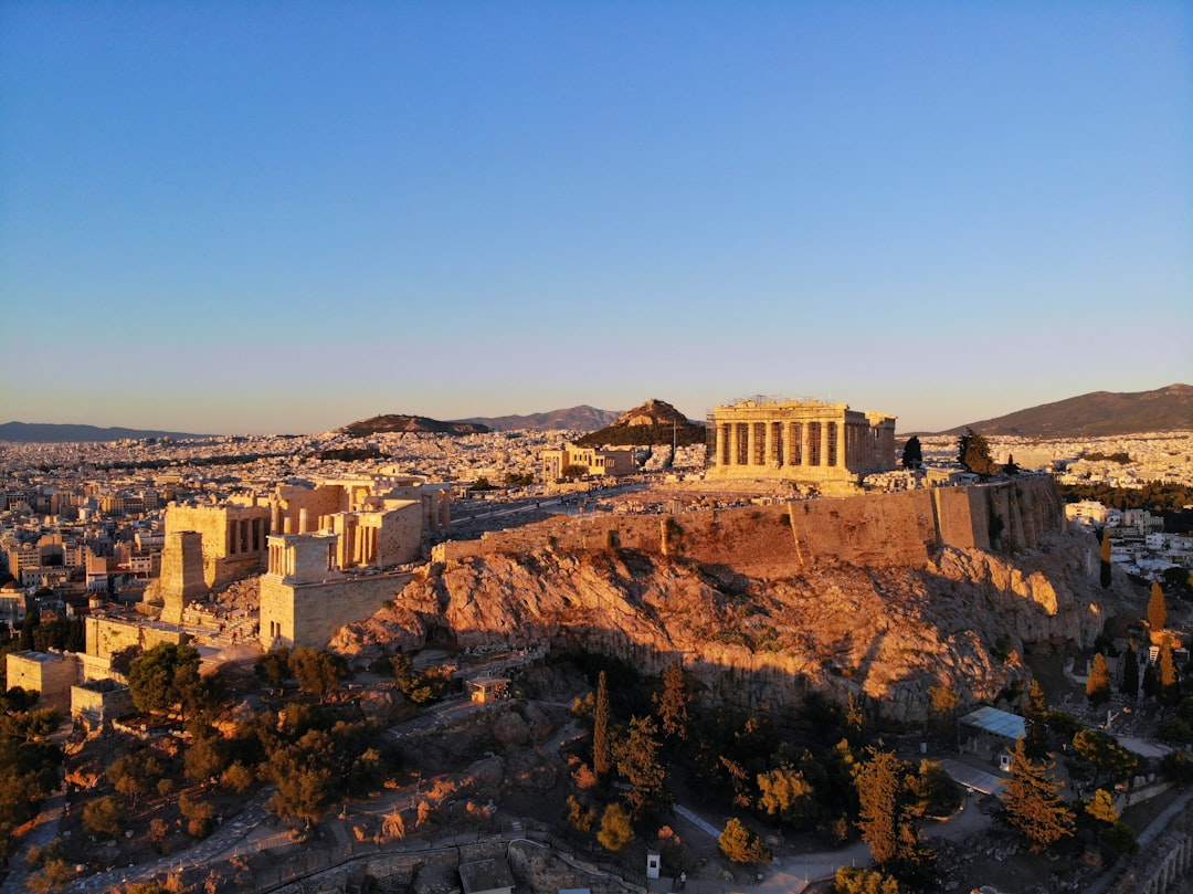 La Acrópolis de Atenas: cómo la historia más antigua de Grecia te atrapa en cada piedra