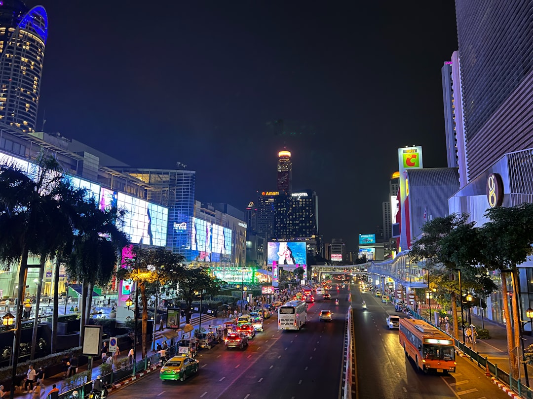 Bangkok después de las 12: la guía que necesitás para no caer en las trampas turísticas
