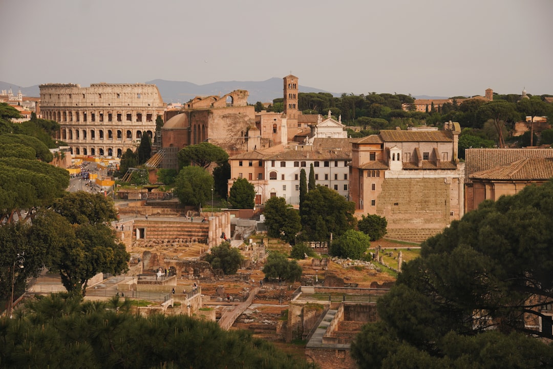 El Coliseo romano: la obra maestra que cambió la arquitectura para siempre