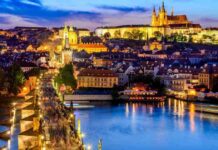 Praga de noche: donde la bohemia europea te seduce en cada esquina