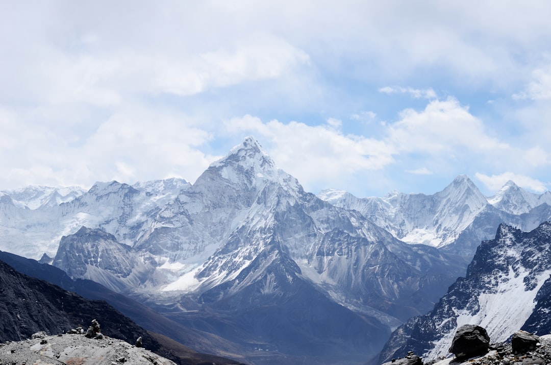 El Everest te está esperando: por qué el trekking al Campo Base es la aventura que necesitás hacer ahora