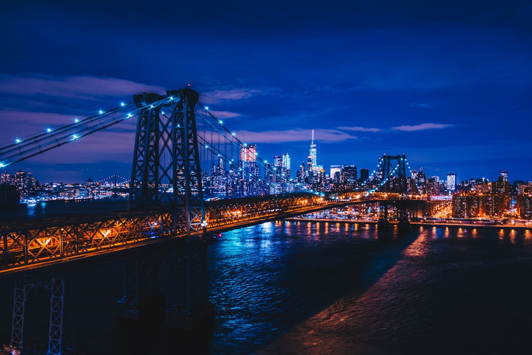 Brooklyn es la capital nocturna que los porteños ignoran: bares y clubes que latén más fuerte que Manhattan