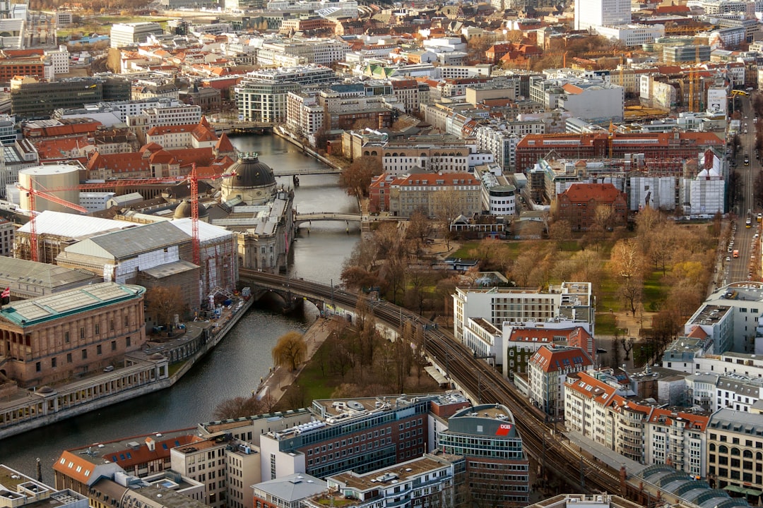 Berlín te atrapa entre ruinas, historia y arte: los museos que no podés perderte