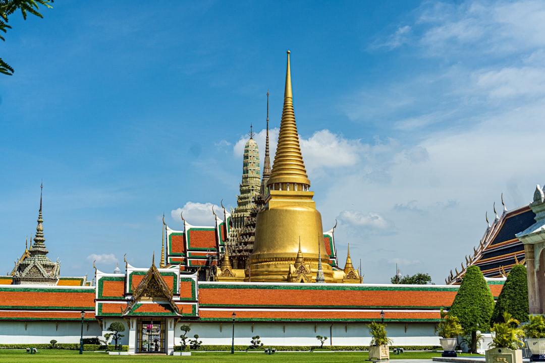 Los templos de Bangkok que te van a cambiar la forma de viajar: guía espiritual para argentinos