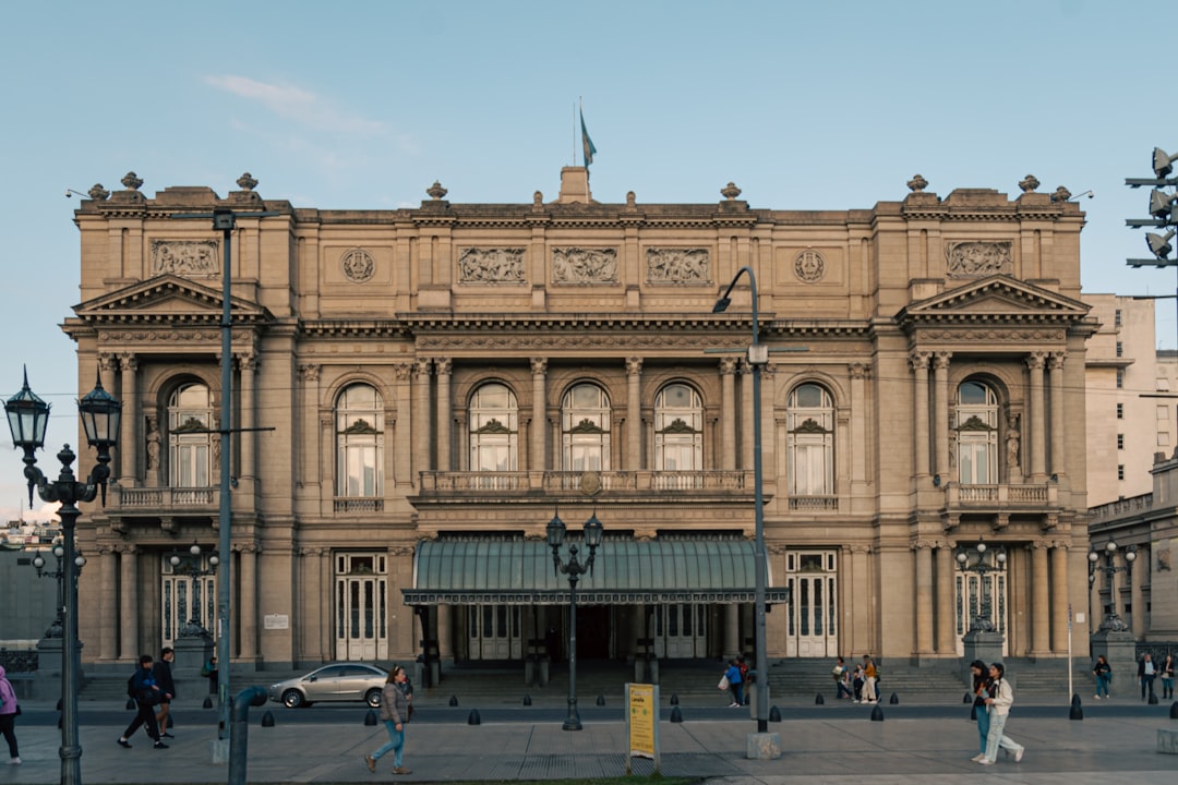 El Teatro Colón: la catedral de la ópera donde Buenos Aires guarda 111 años de magia en cada bastidor