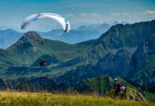 Por qué Interlaken es el paraíso del parapente que todo argentino debería probar una vez