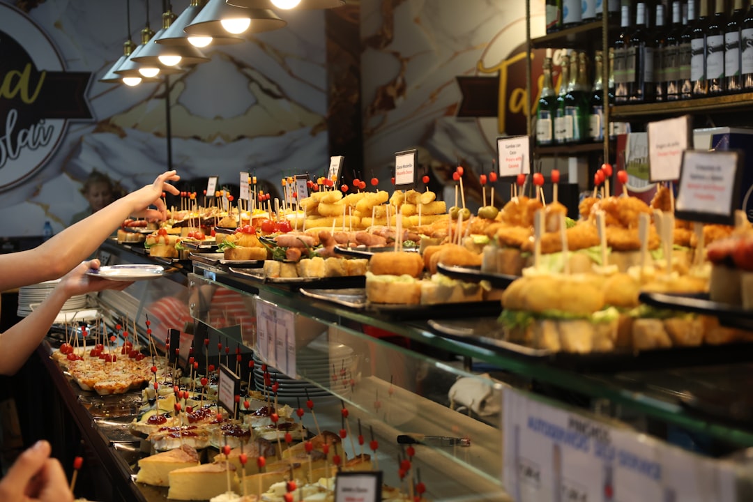 Por qué Barcelona es la capital mundial de las tapas y dónde probarlas como un local