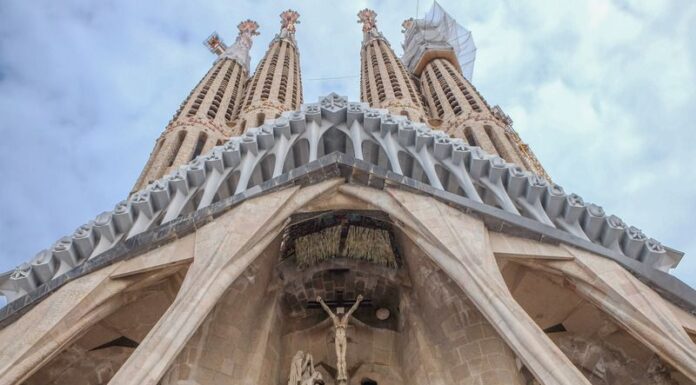 La Barcelona que pocos turistas descubren: más allá de Gaudí y las multitudes