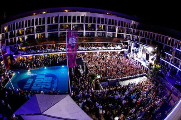 Ibiza de noche: la isla donde la fiesta no descansa y vos querés estar