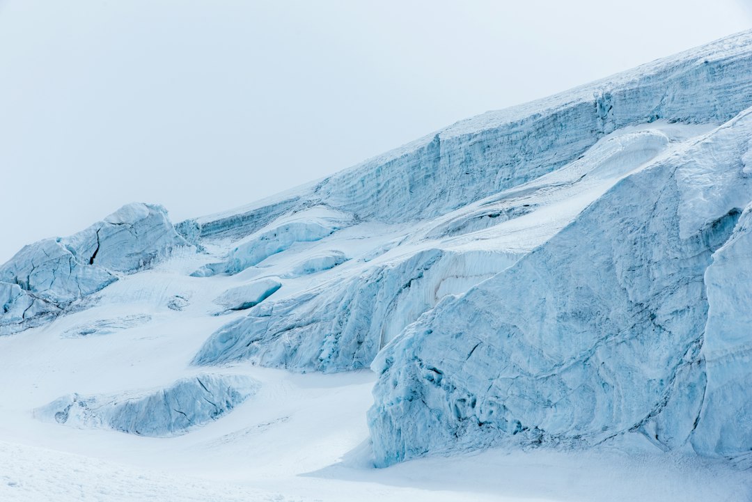 Esquí de montaña en los Alpes: la aventura que te va a cambiar la forma de ver el invierno