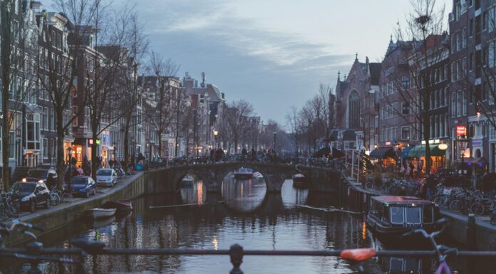 Amsterdam después de las 2 de la mañana: dónde están los argentinos cuando la ciudad recién empieza