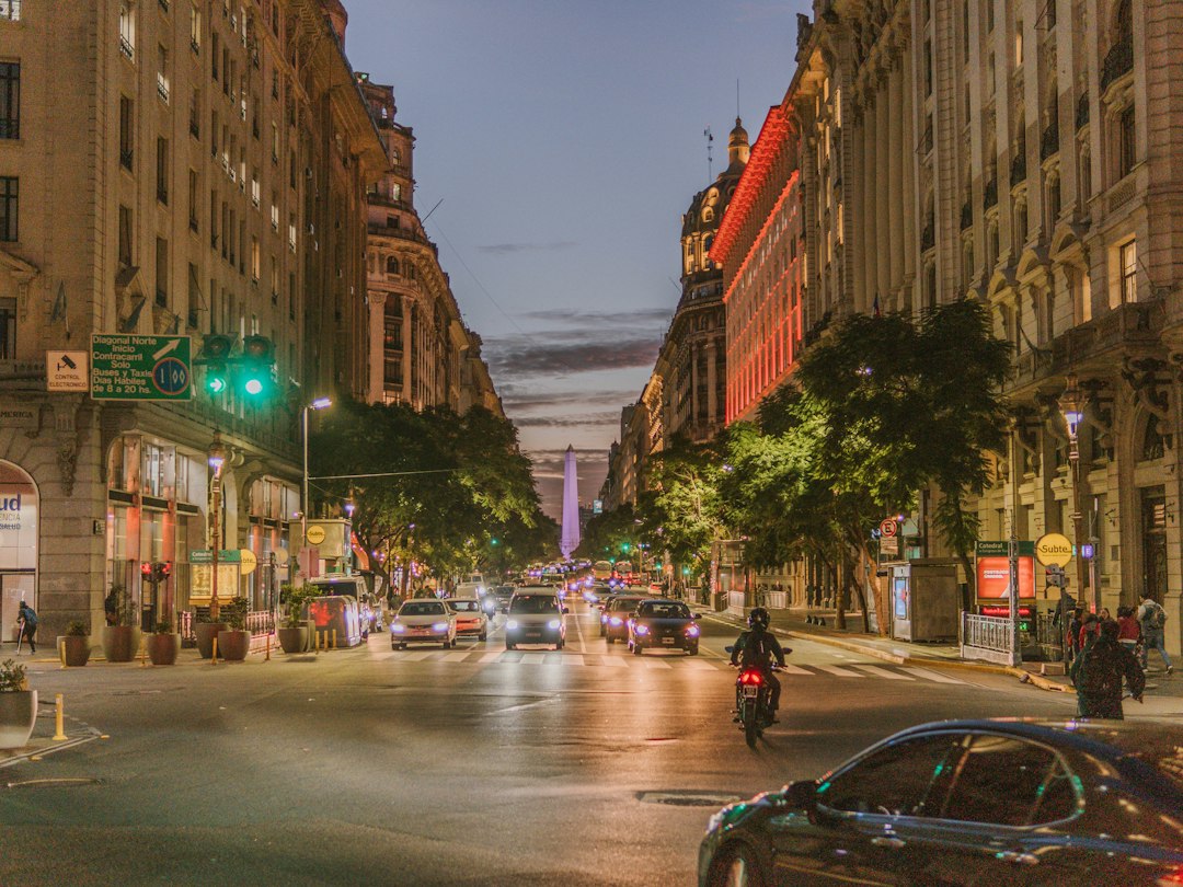 Milongas en San Telmo: donde el tango vuelve a vivir cada noche en Buenos Aires
