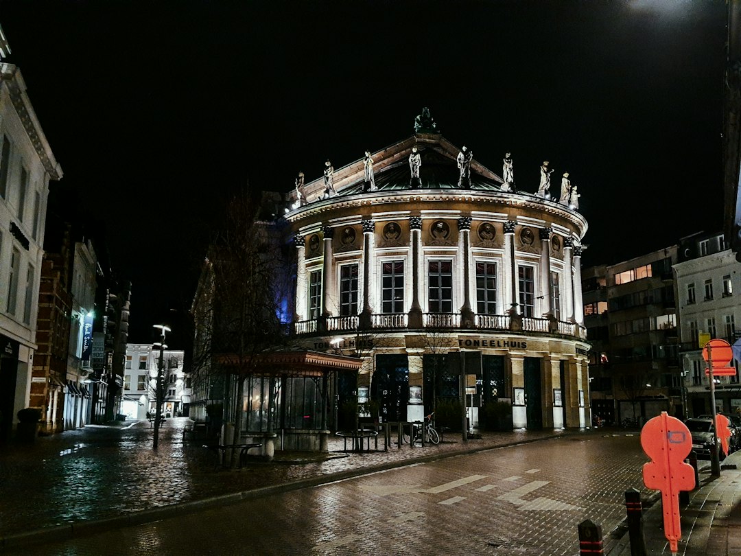 La obra maestra que Rembrandt pintó hace 400 años y vos podés ver siendo restaurada en vivo en Ámsterdam
